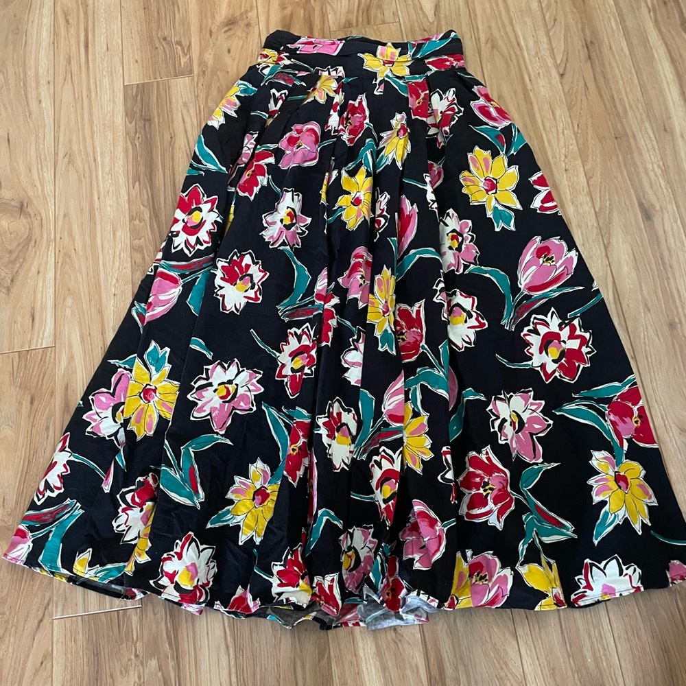 Vintage Bentley Arbuckle Maxi Skirt Size 12 Black Artsy Floral Waist 28 Length37